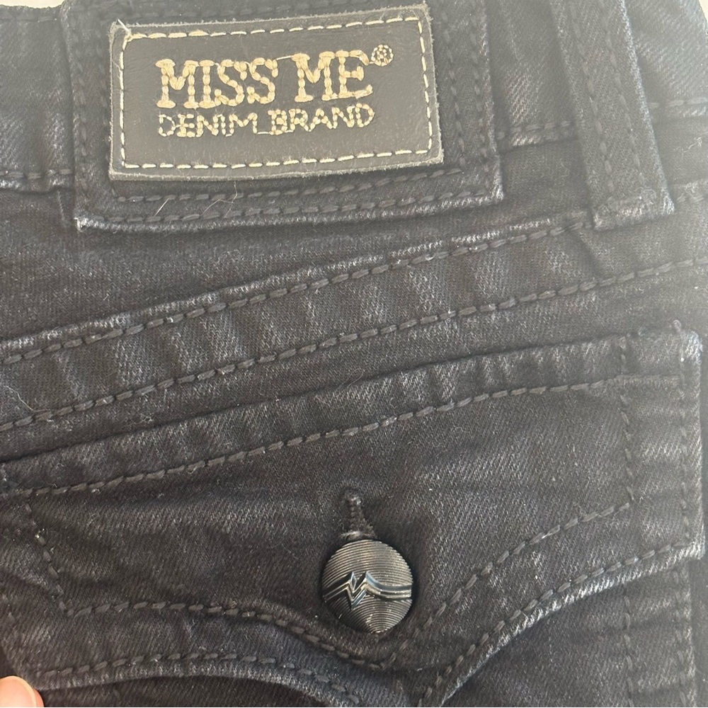 Miss Me Women's Black Boot Cut Jeans Griffith Park wash - Picture 9 of 14